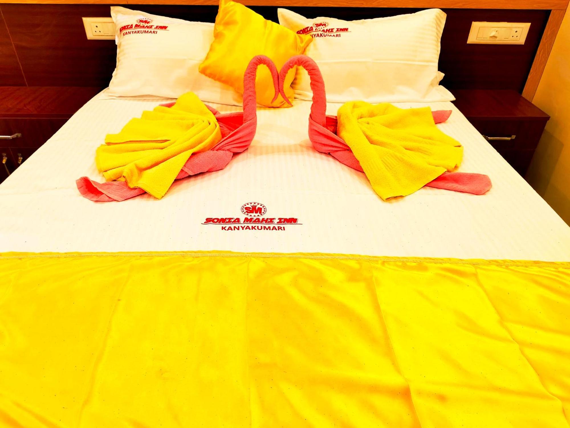 Hotel Sonia Mahi Inn Канякумари Екстериор снимка