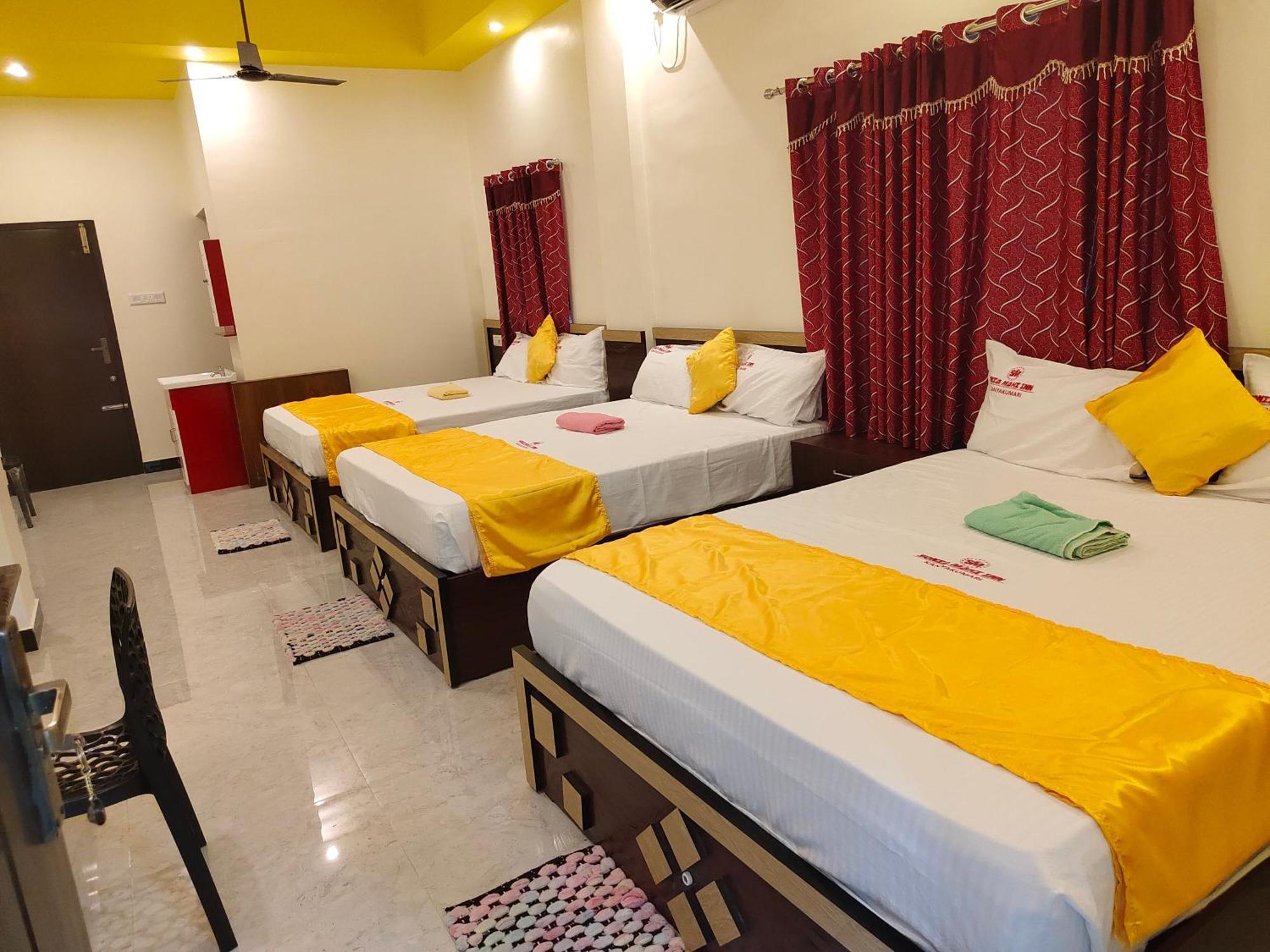 Hotel Sonia Mahi Inn Канякумари Екстериор снимка