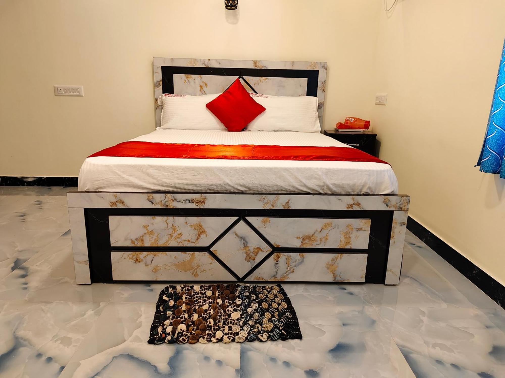 Hotel Sonia Mahi Inn Канякумари Екстериор снимка