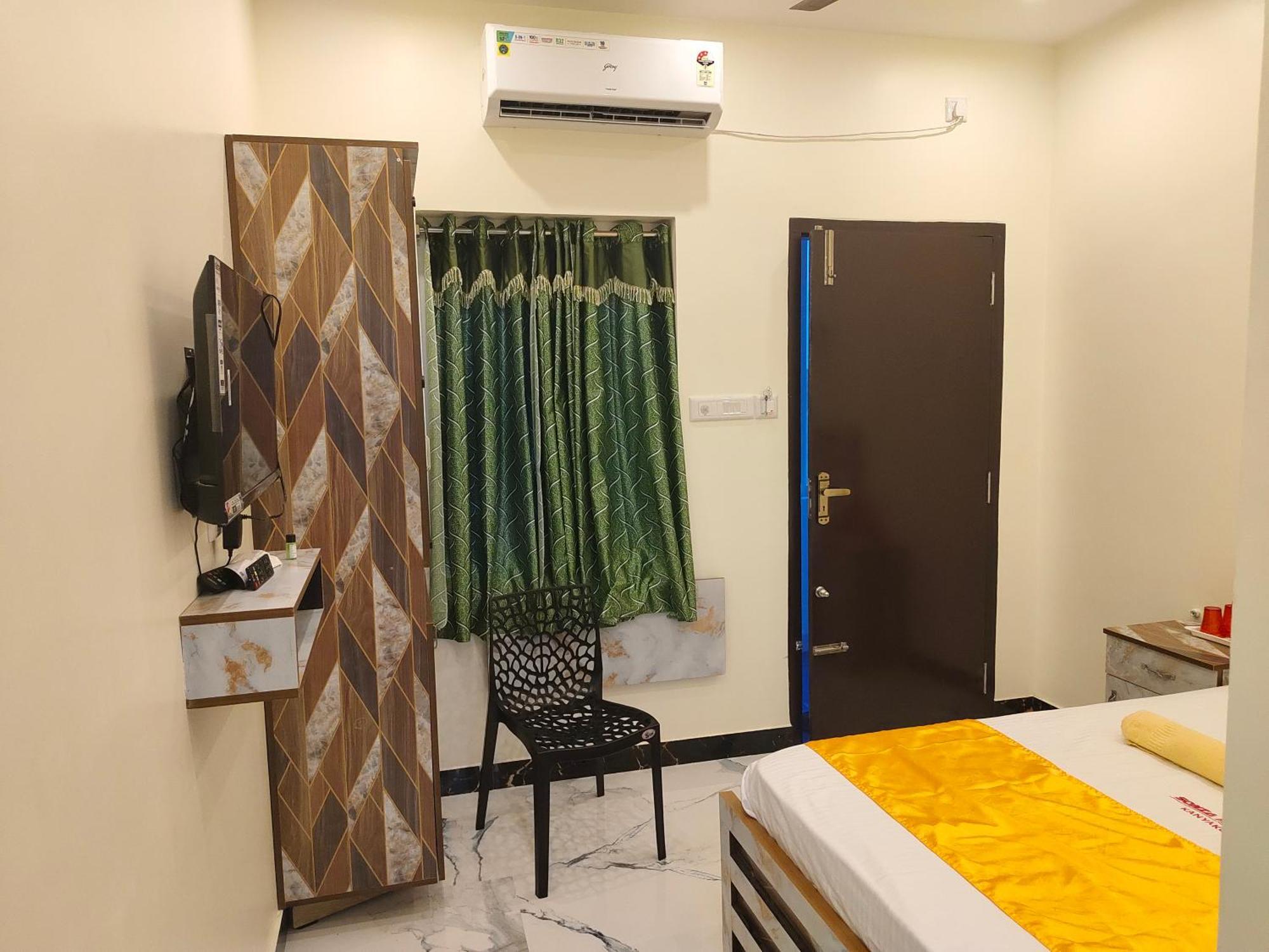 Hotel Sonia Mahi Inn Канякумари Екстериор снимка