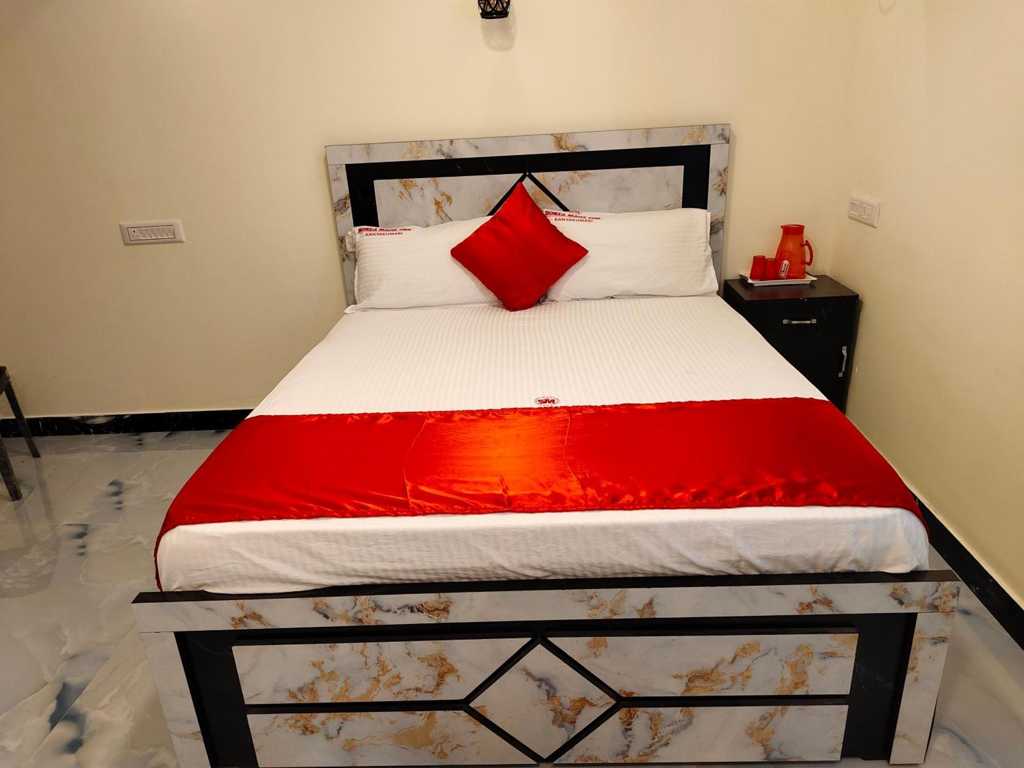 Hotel Sonia Mahi Inn Канякумари Стая снимка